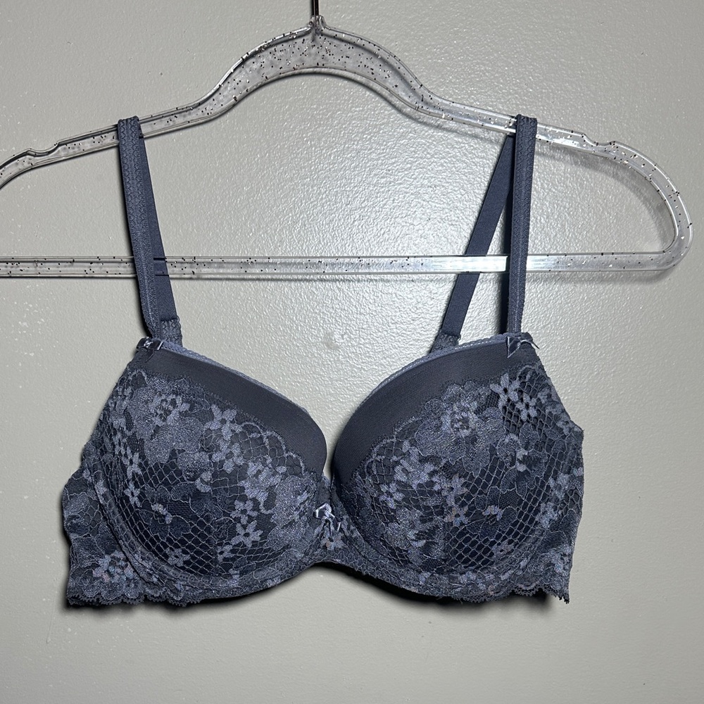 Adore Me 36C Gray Lace Push Up‎ Bra